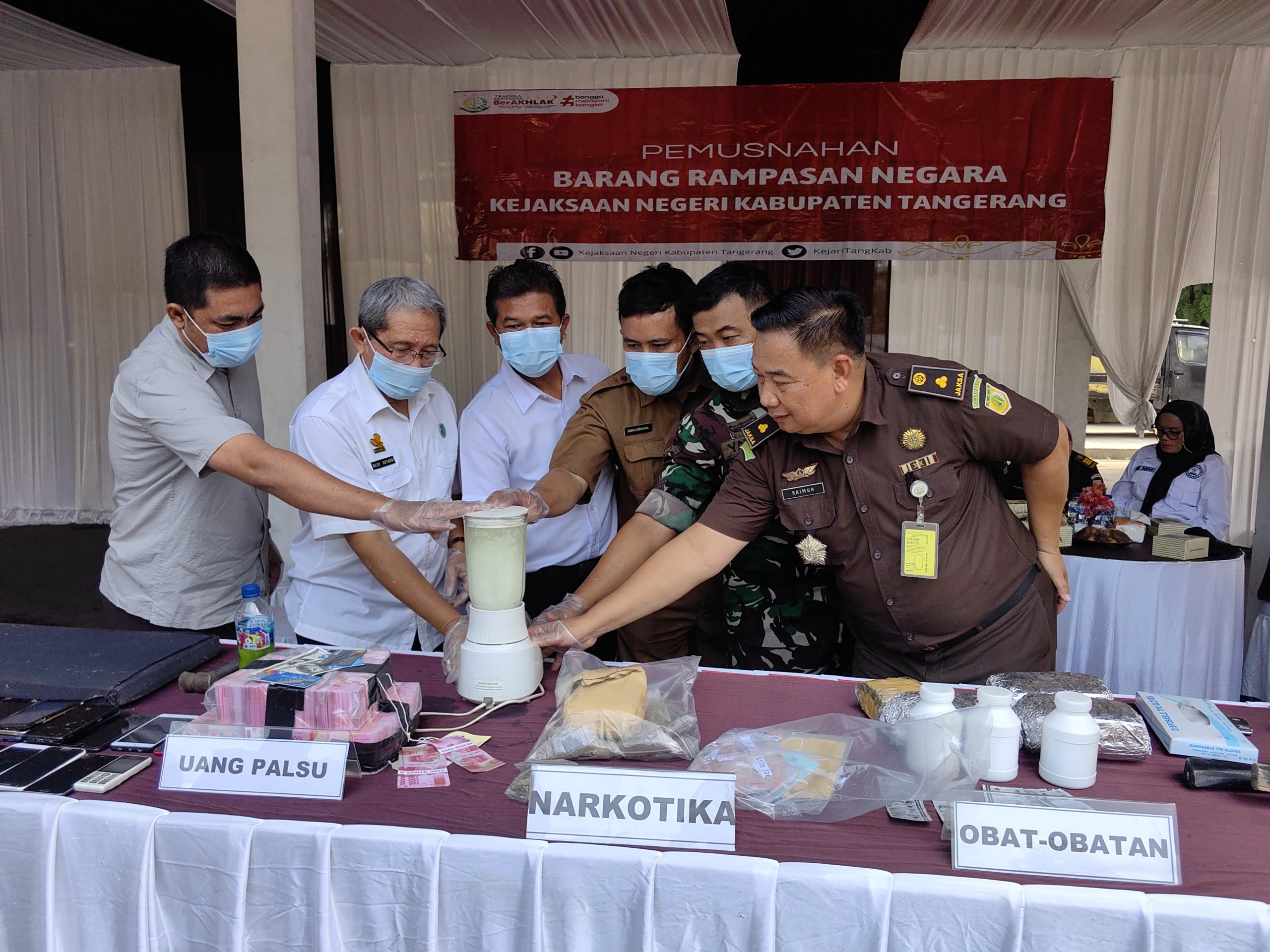 Kejari Kabupaten Tangerang Musnahkan Barang Bukti Tipidum Inkracht