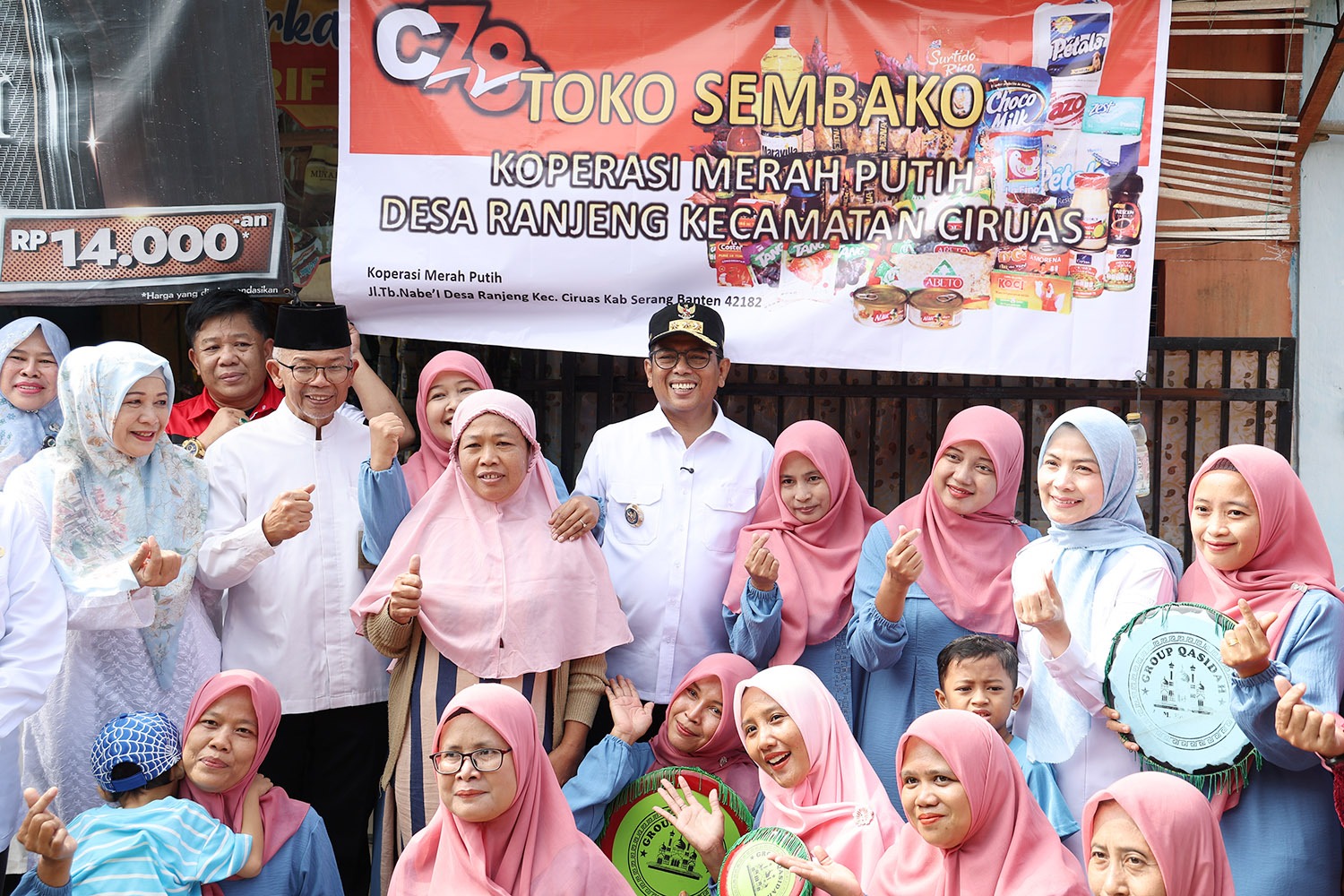 Tinjau Aktivitas Koperasi Desa Merah Putih Ranjeng, Gubernur Banten Andra Soni Optimis Pencapaian Target Pertumbuhan Ekonomi 8 Persen