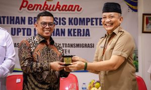 Tingkatkan Daya Saing Pekerja, Gubernur Banten Andra Soni Buka Pelatihan Kerja Berbasis Kompetensi