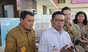 Lapor Pak Andra Soni! SMAN 32 Didemo Massa Tuh, Siswa Baru Gelar MPLS Via Zoom