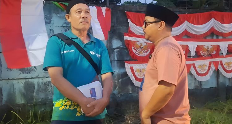 Sambut Hari Kemerdekaan, ‘Rakyat Memberi’ Sebar Makan Gratis ke Penjual Bendera di Tangerang