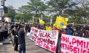 Demo mahasiswa