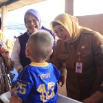 Wabup Intan Monitoring Pelaksanaan Gerebek Posyandu Desa Daon Rajeg