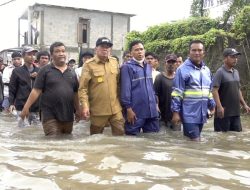Bupati Tangerang Turun Langsung Tinjau Banjir Kosambi, Bantuan Warga Dipastikan Cepat