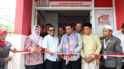 Dorong Ekonomi Kerakyatan, Bupati Tangerang Resmikan Koperasi Merah Putih Curug Kulon