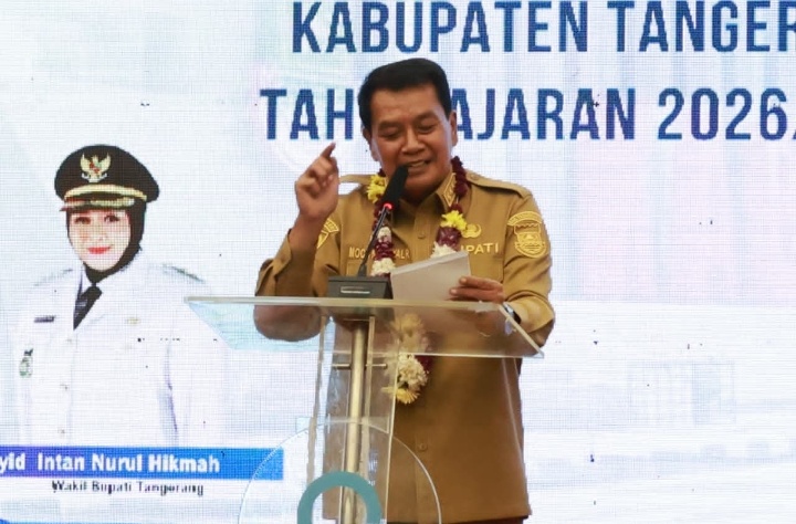Bupati Tangerang Maesyal Rasyid bilang, memastikan SPMB berjalan sesuai harapan, pihaknya akan membuka pos pengaduan SPMB. Selasa, 19 Mei 2026.