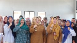Wabup Intan Serahkan Bantuan UMKM Pengembangan Ekonomi Kreatif Kelurahan Tigaraksa