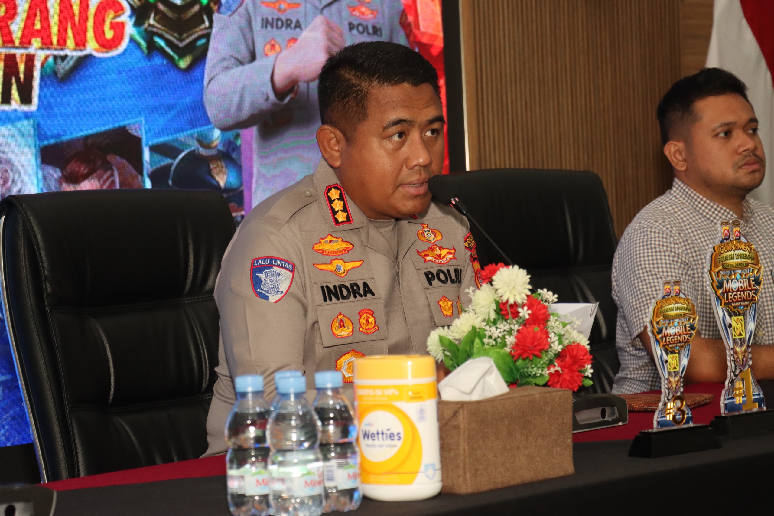 Kapolresta Tangerang Kombes Pol Andi Muhammad Indra Waspada Amirullah mengatakan, pihaknya telah menyiapkan langkah pengamanan. Selain patroli mobile, personel kepolisian juga akan disiagakan di sejumlah titik rawan dan lokasi nobar guna memastikan kegiatan berjalan aman dan kondusif. Sabtu 9 Mei 2026.