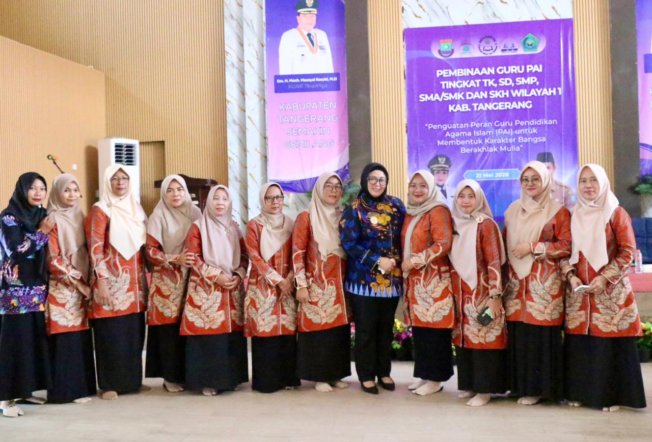 Wakil Bupati (Wabup) Tangerang, Intan Nurul Hikmah mengajak para guru Guru Pendidikan Agama Islam (PAI) untuk terus menguatkan pendidikan karakter dan terus berinovasi menghadapi tantangan moral dan sosial di era digital dan pesatnya perkembangan informasi global saat ini. Kamis, 21 Mei 2026.