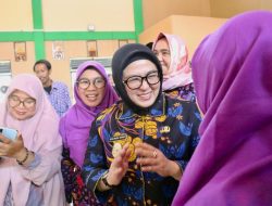 Wabup Intan Resmikan Ruang Kelas Baru SMP Riyadlul Jannah Boarding School Kresek