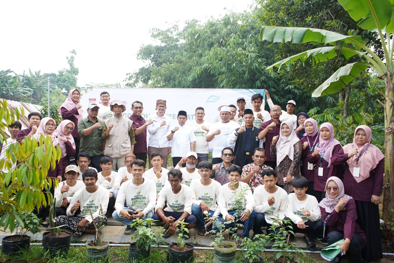 Ubah Citra Bertani Jadi Keren, Kabupaten Tangerang Gencarkan Sistem Integrated Farming