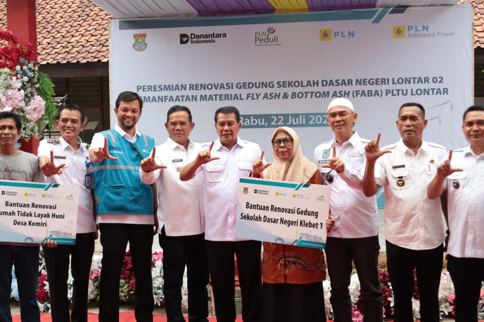 Bupati Maesyal Resmikan Renovasi SDN Lontar 2, Pemkab dan PLTU Lontar Perkuat Sarana Pendidikan