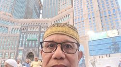 Jalan Panjang Kemandirian Pers Kita Catatan Hendry Ch Bangun Jalan Panjang Kemandirian Pers Kita Catatan Hendry Ch Bangun