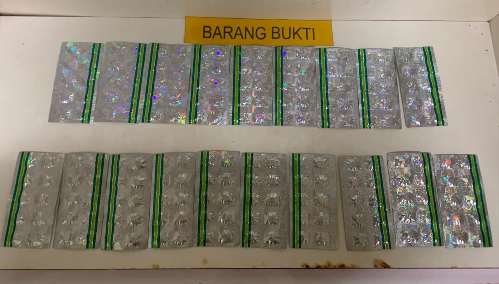 Jual Obat Keras Tanpa Izin, Pria di Sepatan Ditangkap Satresnarkoba Polresta Tangerang Jual Obat Keras Tanpa Izin, Pria di Sepatan Ditangkap Satresnarkoba Polresta Tangerang