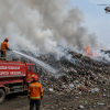 Kebakaran TPA Jatiwaringin Meluas, BNPB Sebut Area Terbakar Capai 15 Hektare