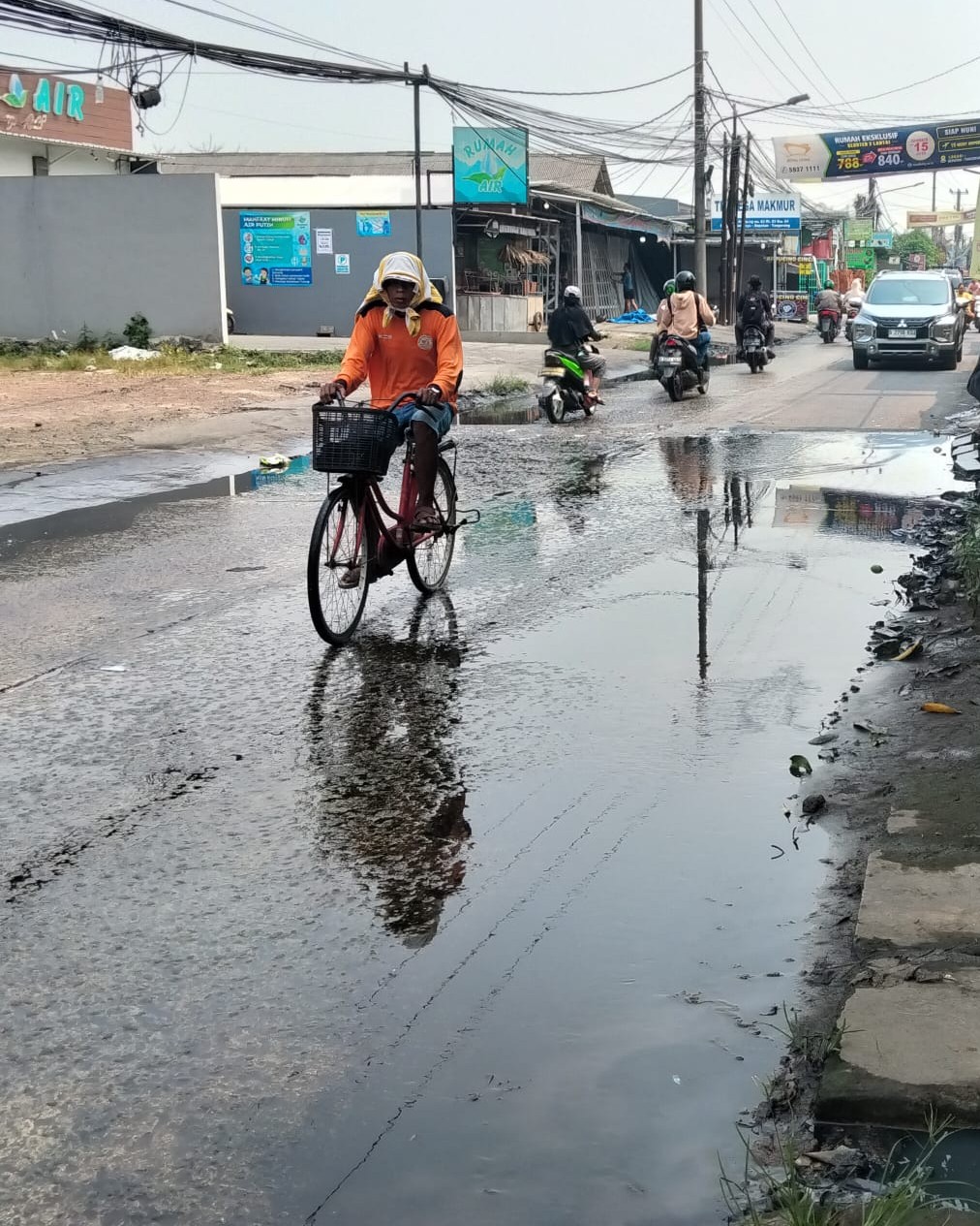 Drainase Gatot Subroto Sepatan Timur Tangerang Perbaikan Tahap Awal Agustus