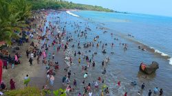 Wisata Anyer-Carita Tetap Ramai, Pemprov Banten Perkuat Mitigasi Pascastatus Siaga Anak Krakatau