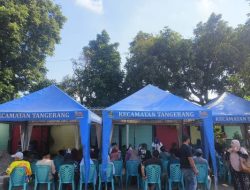 Warga memanfaatkan layanan kesehatan dalam Program Saba Riung (Sarana Bersama untuk Pemeriksaan Kesehatan, Urun Rembuk, dan Kunjungan Rumah) yang digelar Pemerintah Kota Tangerang di Kelurahan Tanah Tinggi, Kecamatan Tangerang, Kamis (16/7/2026).