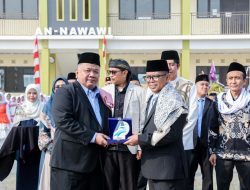 Andra Soni: Pesantren Jadi Tempat Membentuk Karakter dan Masa Depan Generasi Banten