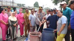 Polresta Tangerang Salurkan Air Bersih untuk 150 KK di Tigaraksa, Warga Diminta Hubungi Call Center 110