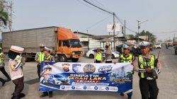 Si Caka Turun ke Jalan, Satlantas Polresta Tangerang Edukasi Pengendara di Titik Rawan Kecelakaan