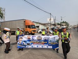 Si Caka Turun ke Jalan, Satlantas Polresta Tangerang Edukasi Pengendara di Titik Rawan Kecelakaan