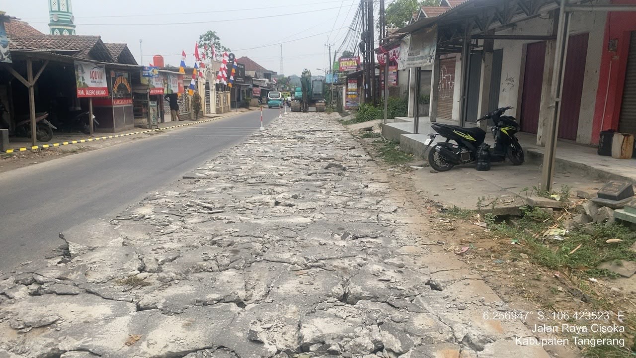 Ruas Vital Cangkudu – Cisoka Tangerang Mulai Diperbaiki Bertahap