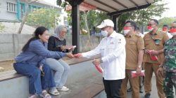 14 Ribu Masker Dibagikan di Tangsel, Pilar Imbau Warga Waspadai Abu Vulkanik