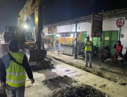 Beton Jalan Balaraja-Ceplak Retak, DBMSDA Tangerang Bongkar 84 Meter Bangunan Jalan Tidak Standar