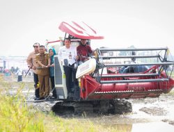 Andra Soni Dorong Petani Banten Kuasai Teknologi Pertanian Modern