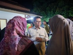 Gubernur Banten Andra Soni memberikan keterangan kepada wartawan terkait penghentian operasi pencarian Arupadhatu I pada hari ke-10 di Kabupaten Pandeglang.