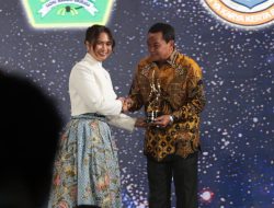 Pemkab Tangerang Raih Penghargaan Daerah Peduli Inovasi Ekonomi Kreatif dari Kompas TV