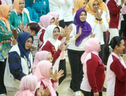 Ketua TP PKK Provinsi Banten Tinawati Andra Soni menghadiri Lomba Senam Kreasi Nasional 2026 di GOR Soemantri Brodjonegoro, Jakarta, Rabu (23/9/2026).