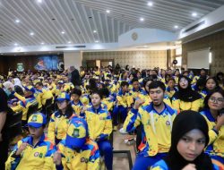 Ratusan atlet, pelatih, dan ofisial kontingen Kota Tangerang menghadiri acara penyerahan bonus prestasi POPDA XII dan PEPARPEDA IX Banten 2026 di Pusat Pemerintahan Kota Tangerang, Kamis (15/10/2026).