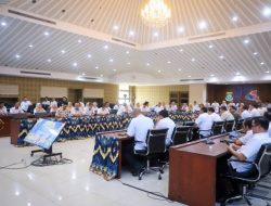 Jajaran pejabat dan aparatur sipil negara (ASN) Pemkot Tangerang mengikuti kegiatan pembinaan disiplin dan penguatan pengawasan pegawai sebagai upaya meningkatkan profesionalisme serta kualitas pelayanan publik.