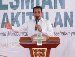 Bupati Tangerang Moch. Maesyal Rasyid menyampaikan sambutan saat peresmian RSU Ilanur Balaraja, Rabu (14/10/2026). Ia menekankan pentingnya peningkatan mutu pelayanan, respons cepat kepada pasien, serta kolaborasi dengan fasilitas kesehatan lainnya.