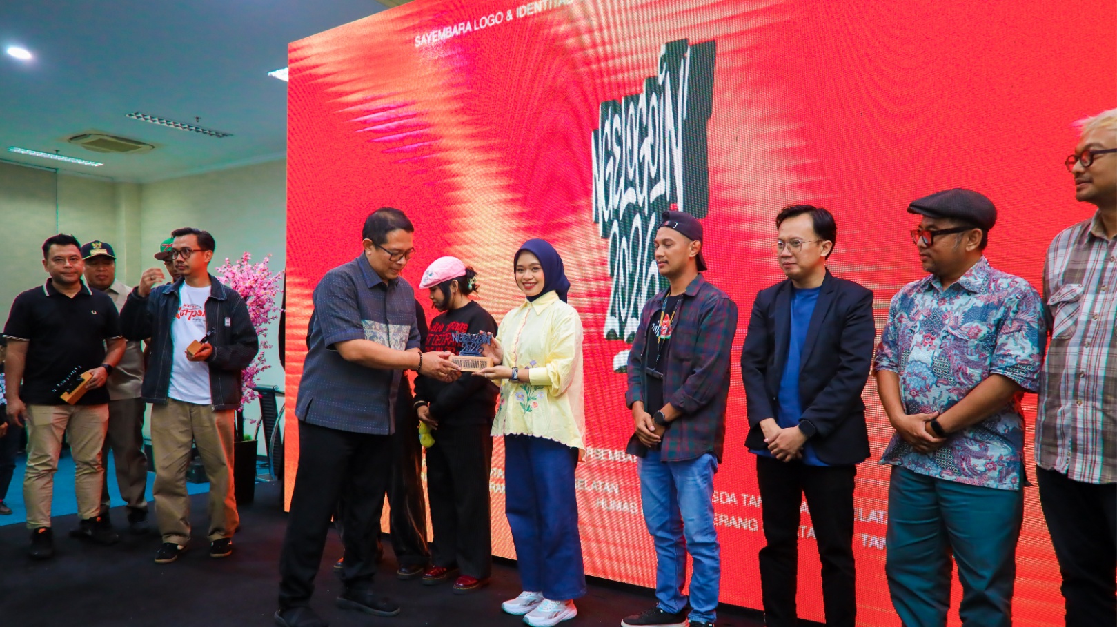 Syifa Nabilah Azhari Menang Ngelogoin 2026, Logo HUT ke-18 Tangsel Resmi Terpilih