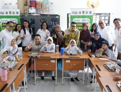 Wamenkomdigi Apresiasi Kolaborasi Grab-OVO dan Pemkot Tangsel Salurkan MBG untuk Anak Berkebutuhan Khusus