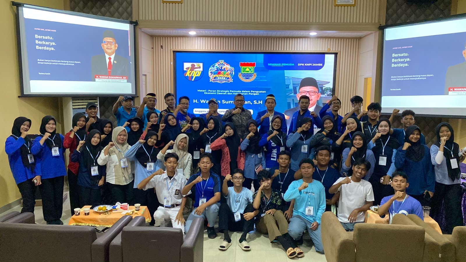 Perkuat Ekonomi dan Ketahanan Pangan, H. Wawan Sumarwan Beri Edukasi Strategis di Seminar Pemuda KNPI Jambe Perkuat Ekonomi dan Ketahanan Pangan, H. Wawan Sumarwan Beri Edukasi Strategis di Seminar Pemuda KNPI Jambe