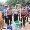 Kapolresta Tangerang Pimpin Pendistribusian Bantuan Ribuan Liter Air Bersih ke Sindang Jaya