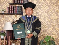Kisah Inspiratif Ahmad Nawawi, Anak Pedagang Daun Pisang yang Berhasil Menyelesaikan S2